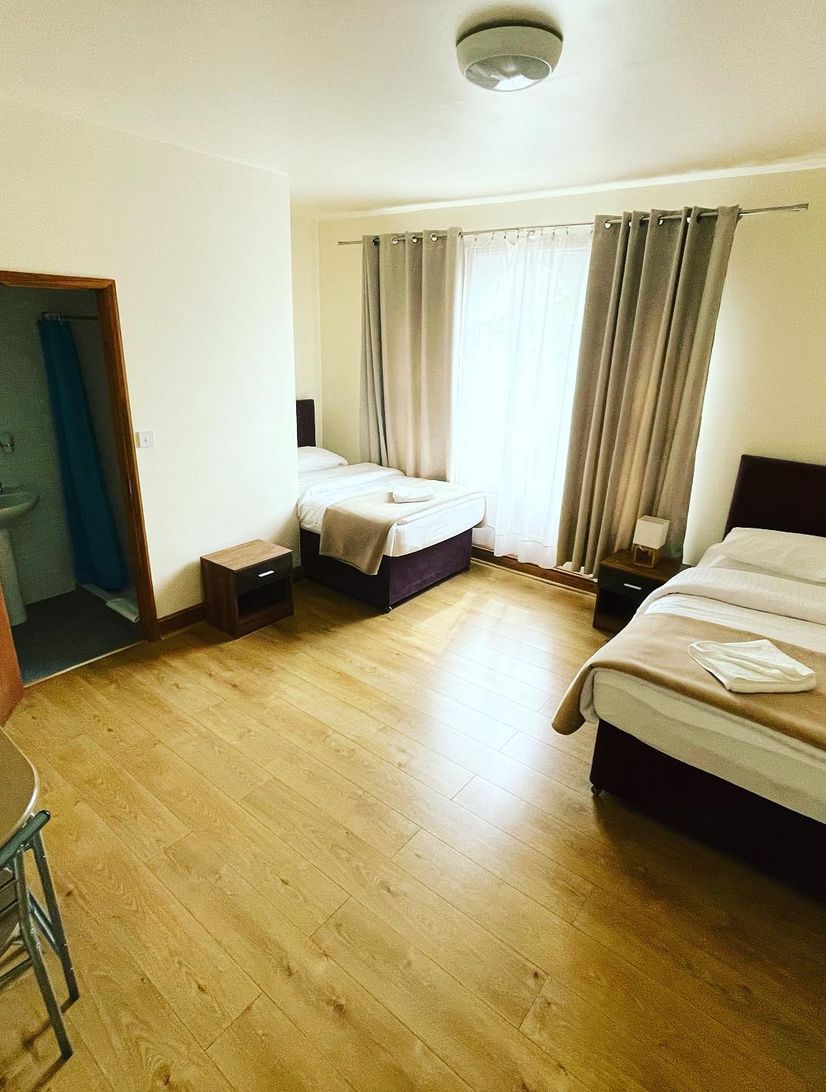 Rasa Sayan ensuite room